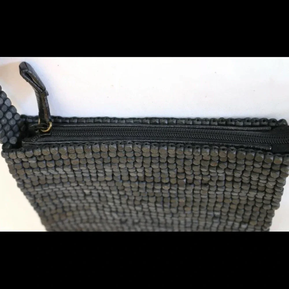 SUPER NICE Sigrid Olsen Wooden Bead Flat Purse UNUSED‎